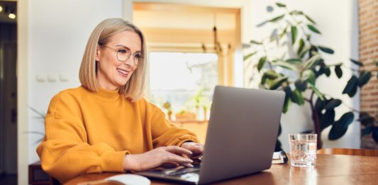 Qué es ser un «Setter Digital», una de las profesiones del momento