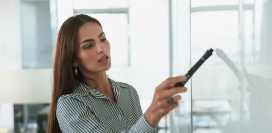 La utilidad de las Cabinas Sanitarias con Tableros Fenólicos