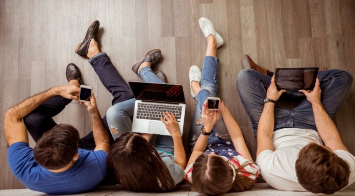 Modelo de negocio e-learning | Características y ejemplos Qué es el modelo de negocio e-learning