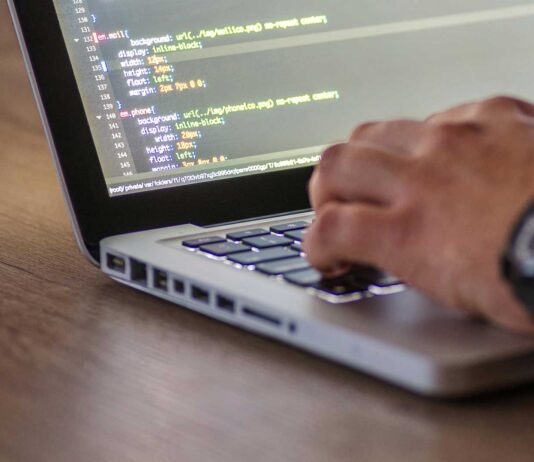 Cómo escoger el mejor software de gestión para el sector de la energía Cómo escoger el mejor software de gestión para el sector de la energía