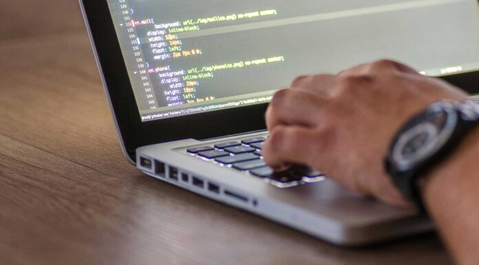 Cómo escoger el mejor software de gestión para el sector de la energía Cómo escoger el mejor software de gestión para el sector de la energía