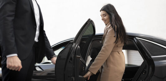 Lo que debes saber si quieres emprender en el mercado de alquiler de coches de lujo alquiler-de-coches-de-lujo